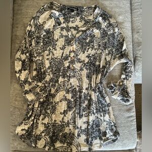 Roz & Ali Beige & Blue Paisley Floral Top – 1X